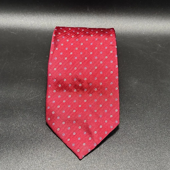 Banana Republic Tie Men's 58" Red 100% Silk 3.5" Wide Made in Italy - Picture 2 of 6